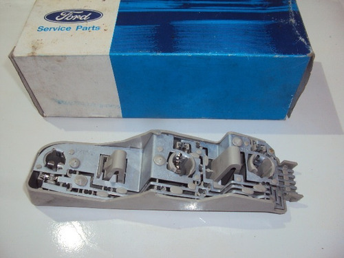 Ford Fiesta Placa Porta Lampadas Lanterna Traseira L.e