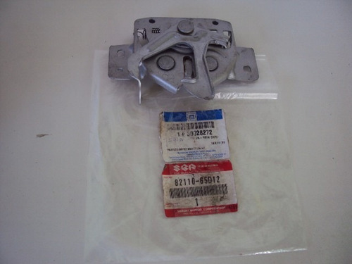 Tracker Trava Do Capuz Novo Original Gm